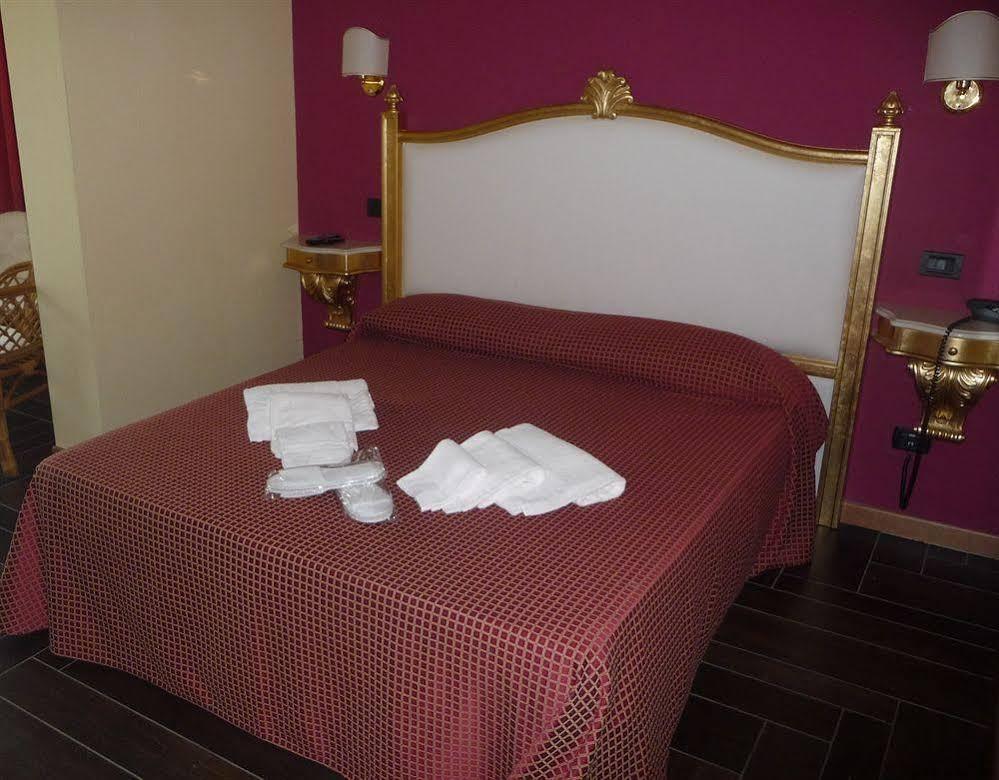 Boutique Hotel Bel Sito Wellness & Private Spa Бардолино Екстериор снимка
