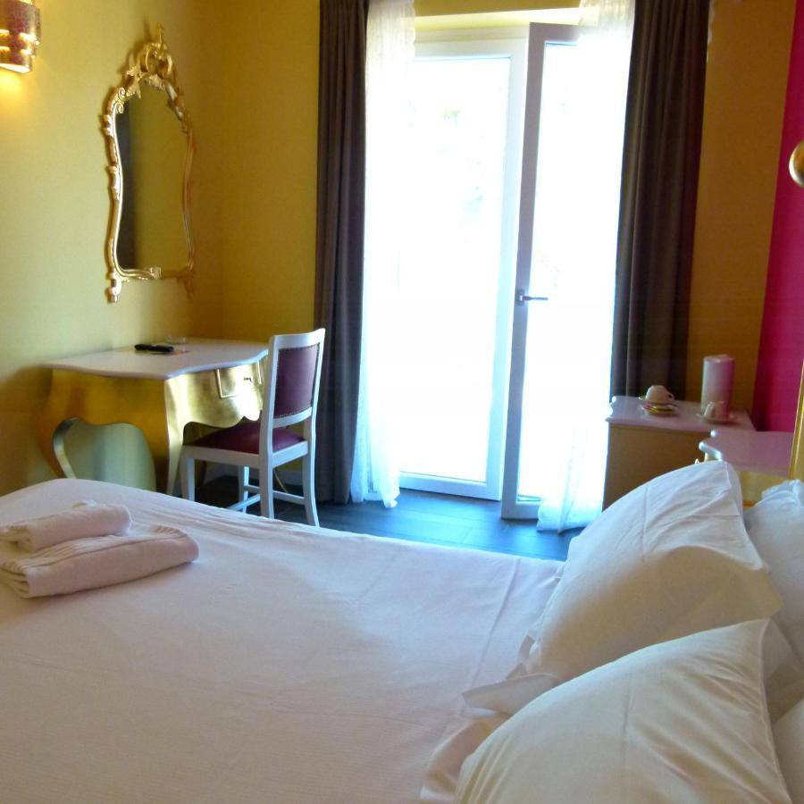 Boutique Hotel Bel Sito Wellness & Private Spa Бардолино Екстериор снимка