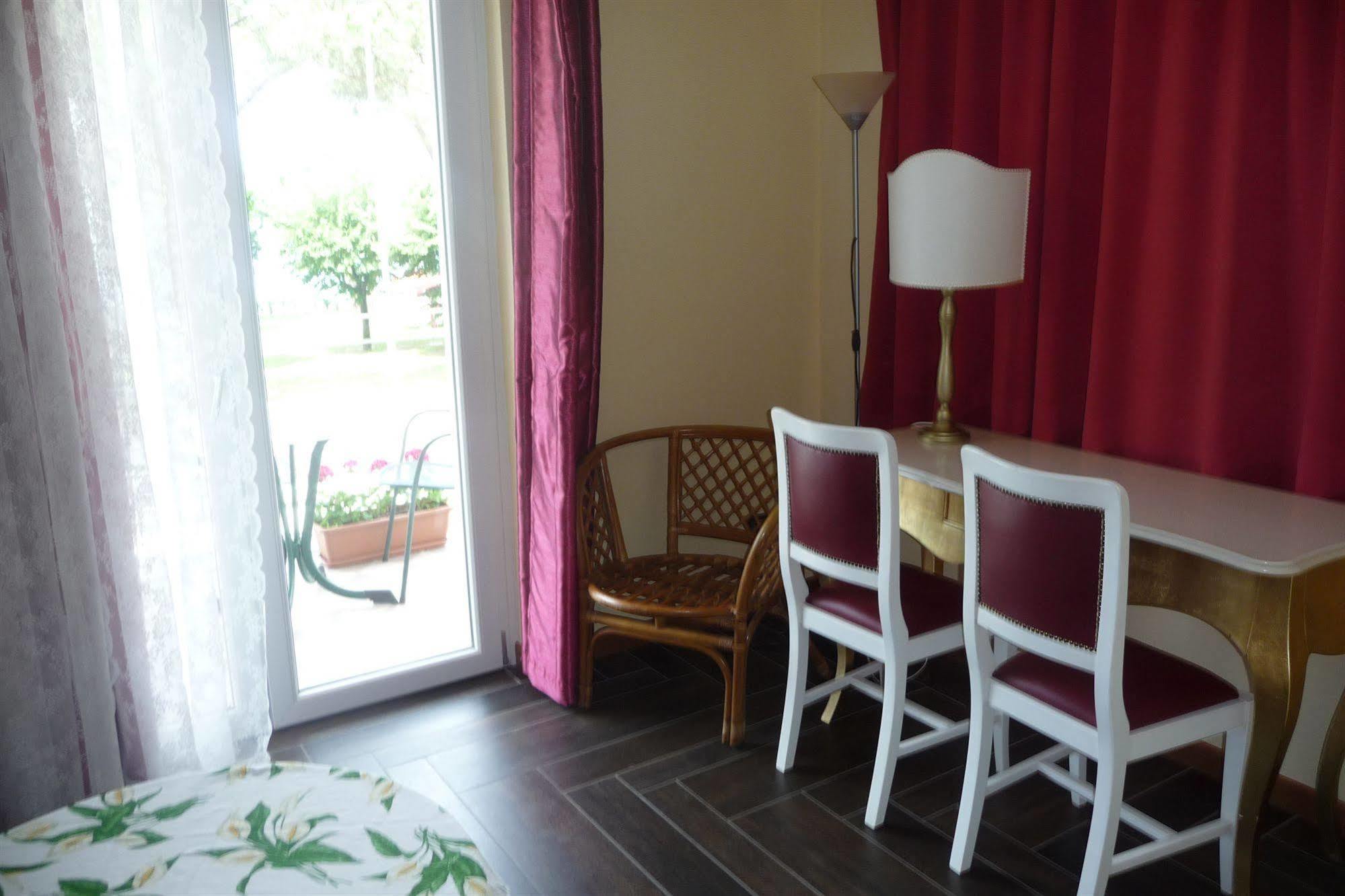 Boutique Hotel Bel Sito Wellness & Private Spa Бардолино Екстериор снимка